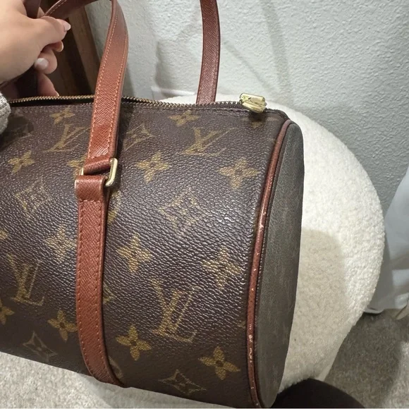 Louis Vuitton papillon 30